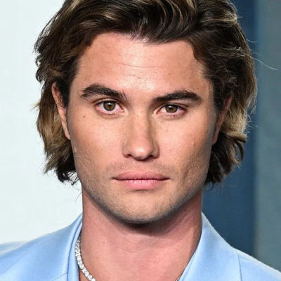 chase-stokes